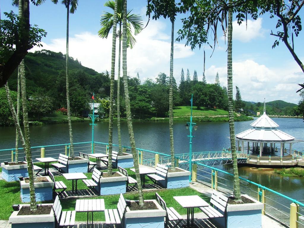 Brookside Valley Resort Rayong Exteriér fotografie